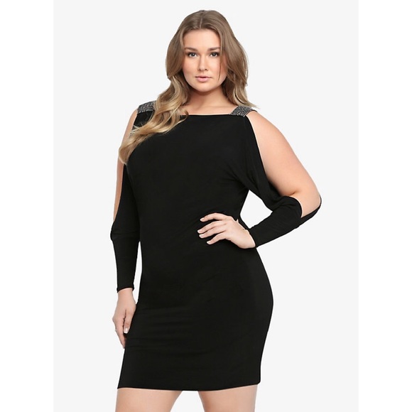 torrid Dresses & Skirts - Torrid Black Split Sleeve Dress Size 1 (1X)